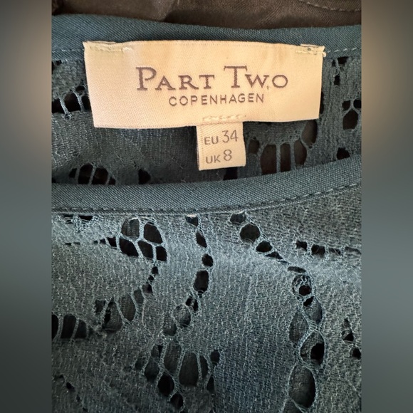 Women’s Part Two Grethe Lace Ruffle Sleeve Dark Teal Blouse Leaf Pattern Button - Picture 4 of 6